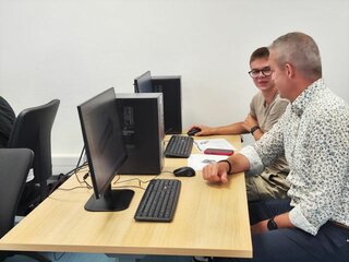 324AC48B-2FCB-46BA-ABD6-1C6C2242F86B