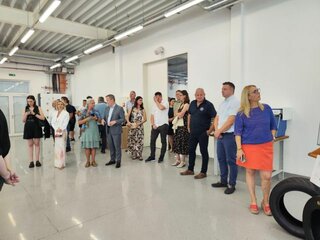 CDB5BFB8-CD6A-411B-8D71-97B50898E5E8