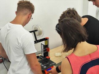 EA911947-0234-40FA-A074-9FC7325C1D4C